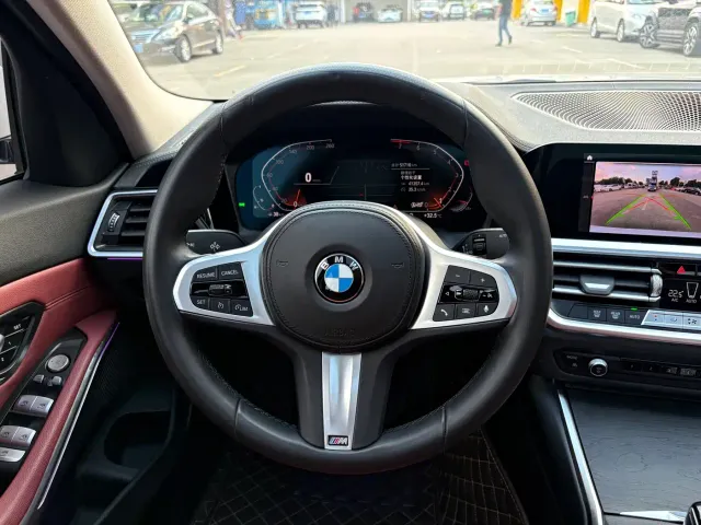 BMW 3 Series — Фото автомобиля 4