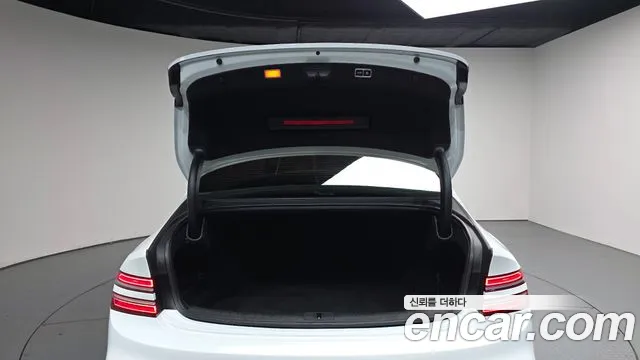 Genesis G80 RG3 — Фото автомобиля 26