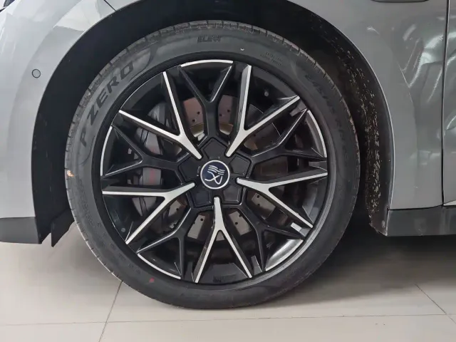 BYD Han — Фото автомобиля 12