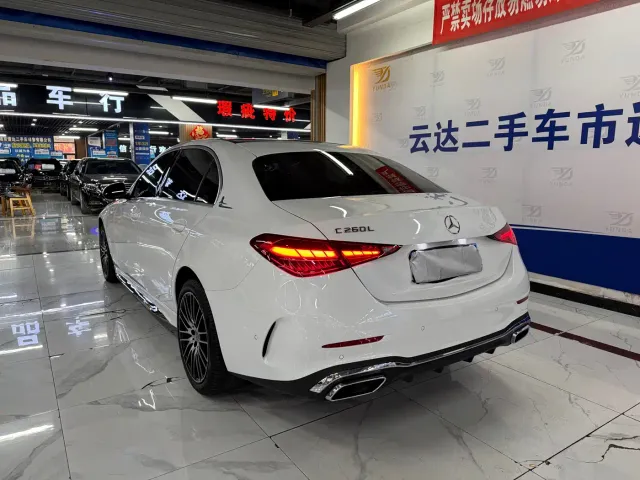 Mercedes-Benz C-Class — Фото автомобиля 9