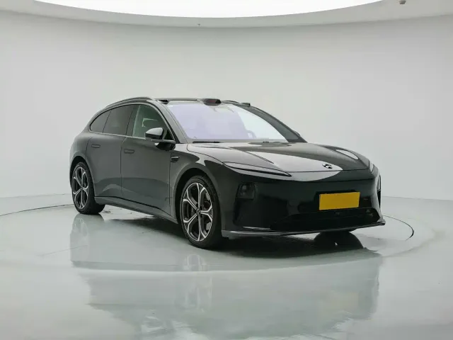 Nio ET5 Touring — Фото автомобиля 2