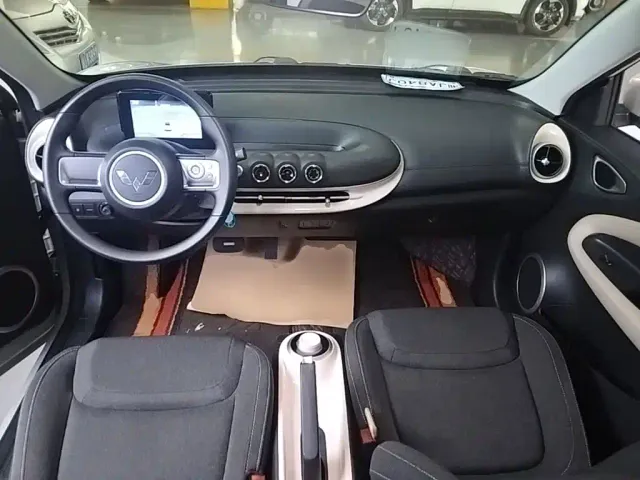 Wuling Bingo — Фото автомобиля 9