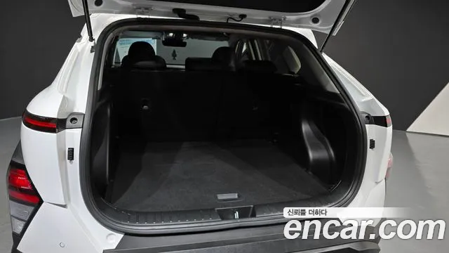 Hyundai Kona Kona (SX2) Бензин 2.0 2WD — Фото автомобиля 20