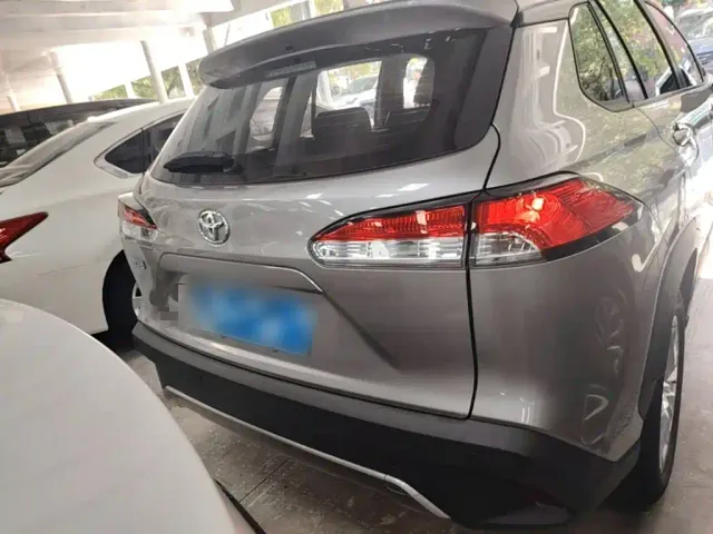 Toyota Corolla Cross — Фото автомобиля 5