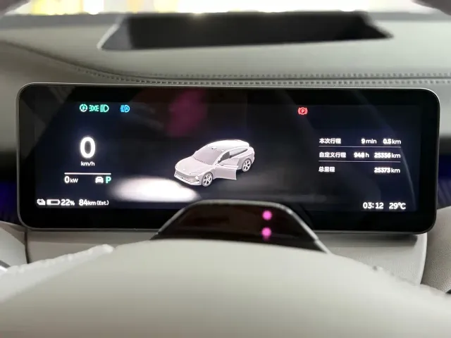 Nio ET5 Touring — Фото автомобиля 8