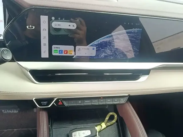 Geely Xingyue L 2024 Model 2.0TD High-Power Automatic 2WD Cloudrise Edition — Фото автомобиля 12
