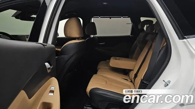 Hyundai Santafe — Фото автомобиля 11