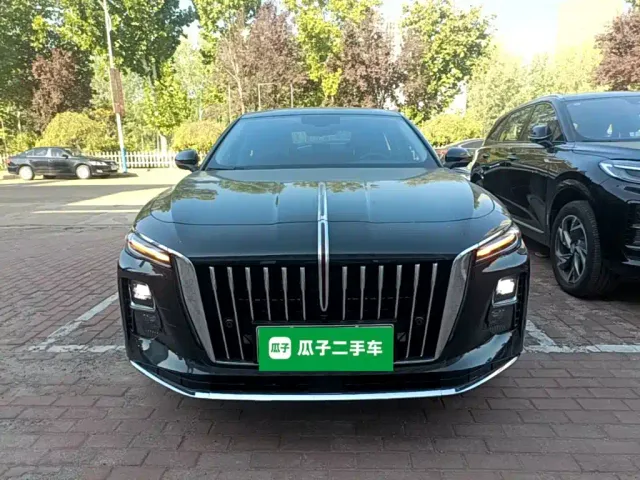 Hongqi H5 PHEV — Фото автомобиля 2