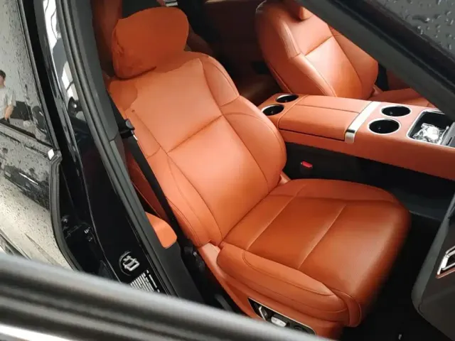 Li Auto L9 — Фото автомобиля 24