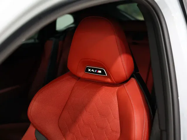BMW X4 M — Фото автомобиля 12