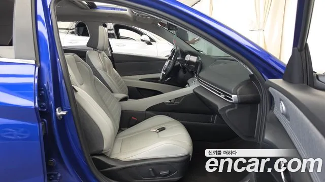 Hyundai Avante CN7 — Фото автомобиля 11