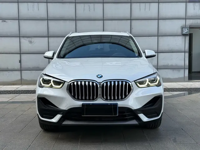 BMW X1 — Фото автомобиля 2