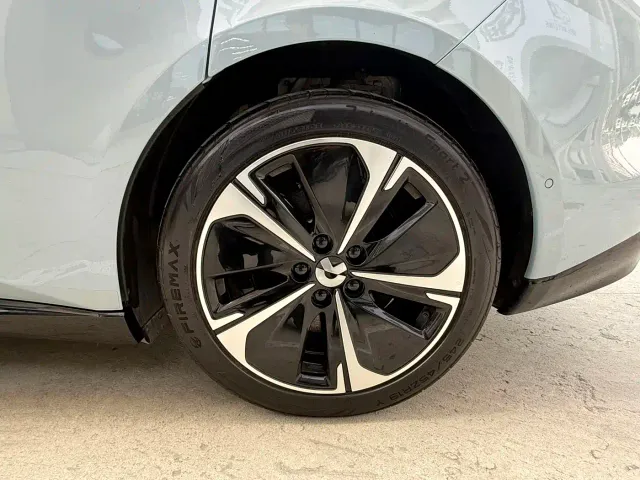 Nio ET5 Touring — Фото автомобиля 8