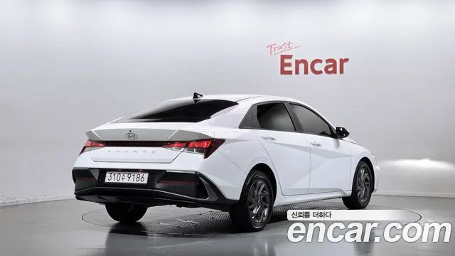 Hyundai AVANTE Новый Avante (CN7) — Фото автомобиля 2