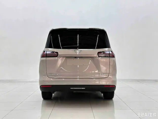 Wuling Starlight 730 — Фото автомобиля 5