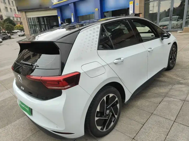 Volkswagen ID.3 — Фото автомобиля 6