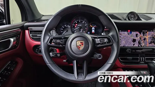 Porsche Macan — Фото автомобиля 13