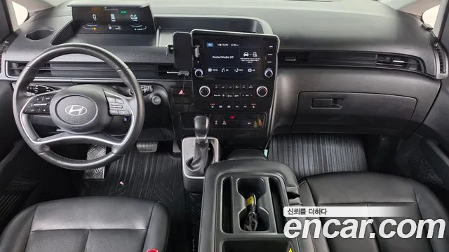 Hyundai Staria — Фото автомобиля 10