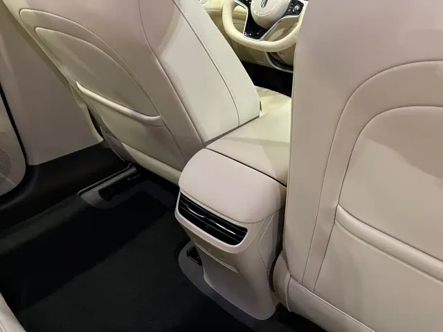 Shangjie SUV — Фото автомобиля 26