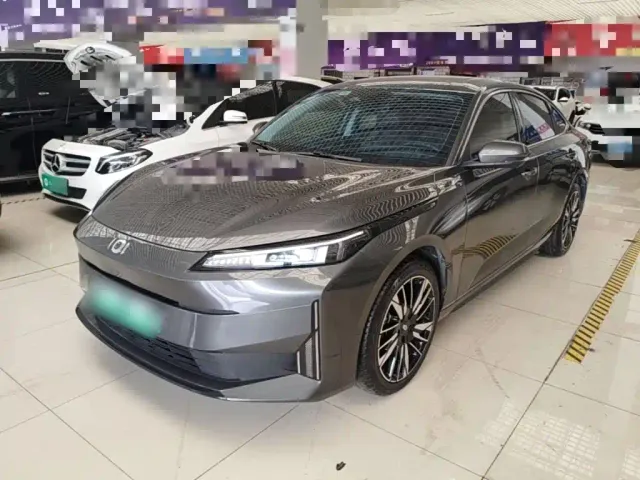 Фотография автомобиля — Changan Qiyuan A05