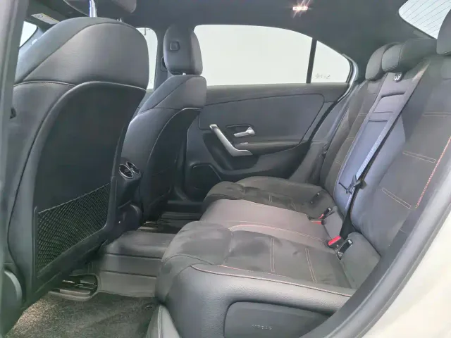 Mercedes-Benz A-Class — Фото автомобиля 15