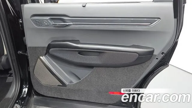 Kia EV9 Long Range 4WD — Фото автомобиля 6