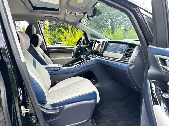 GAC Trumpchi M8 — Фото автомобиля 20