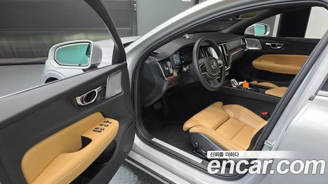 Вольво S60 S60 третьего поколения B5 Ultimate Bright — Фото автомобиля 10