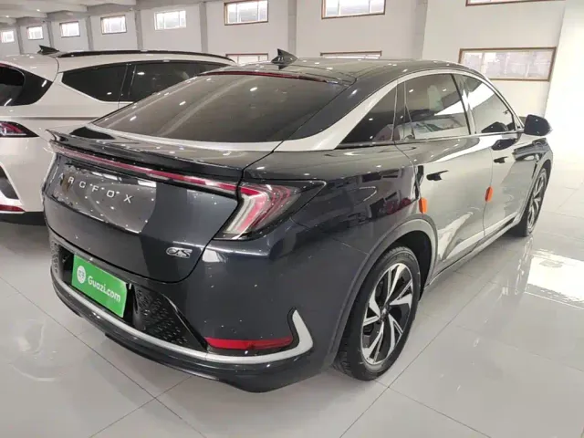 Arcfox Alpha S — Фото автомобиля 6