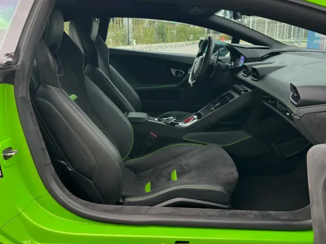 Lamborghini Huracan — Фото автомобиля 13