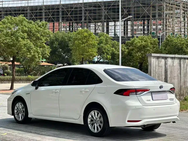 Toyota Corolla — Фото автомобиля 7