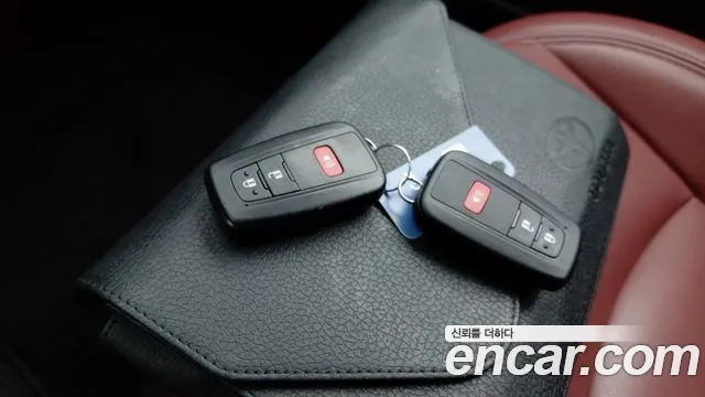 Toyota Prius — Фото автомобиля 18
