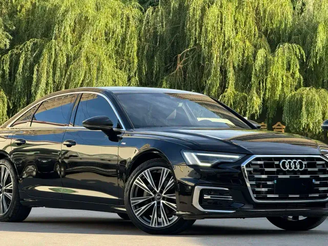 Audi A6L — Фото автомобиля 3
