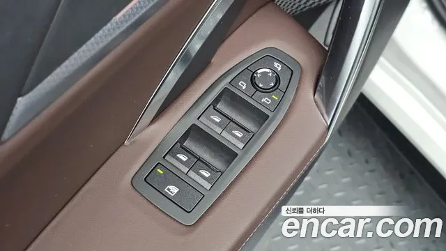 BMW X1 sDrive 20i M Sport — Фото автомобиля 27