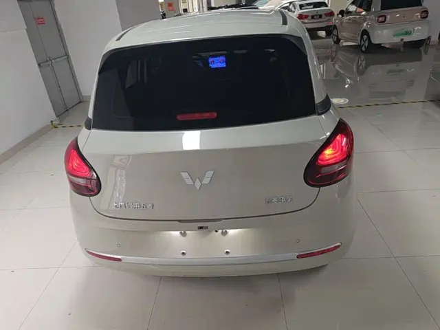 Wuling Bingo — Фото автомобиля 5