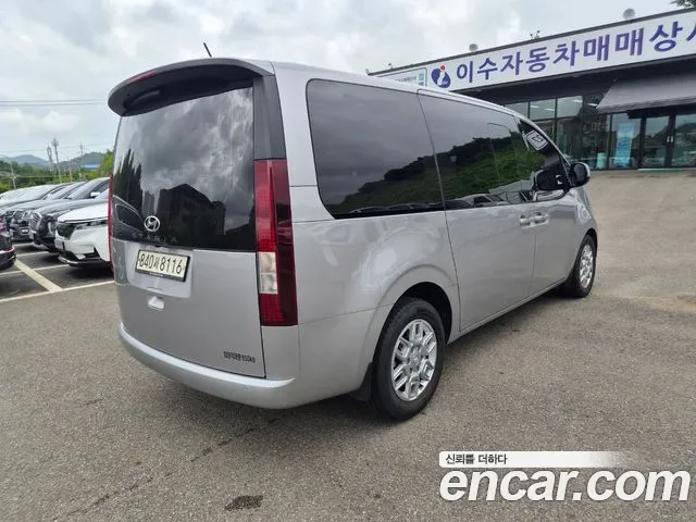 Hyundai Staria Staria Карго 5 мест — Фото автомобиля 3