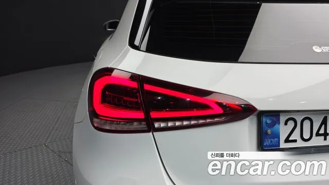 Mercedes-Benz A-Class — Фото автомобиля 23