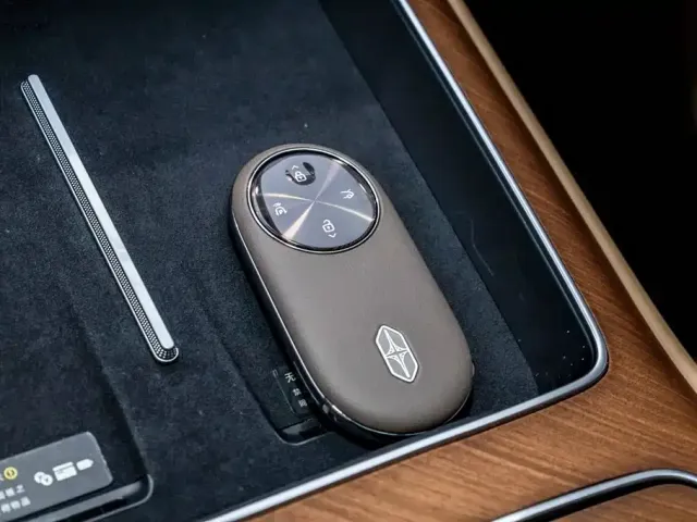 Stelato S9T — Фото автомобиля 19