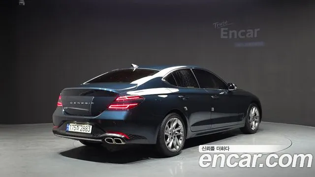 Genesis G70 — Фото автомобиля 2