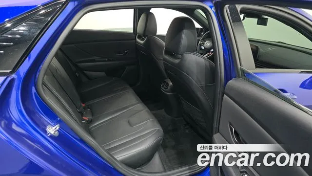 Hyundai Avante — Фото автомобиля 12