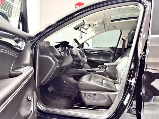 Buick Envision Plus — Фото автомобиля 4
