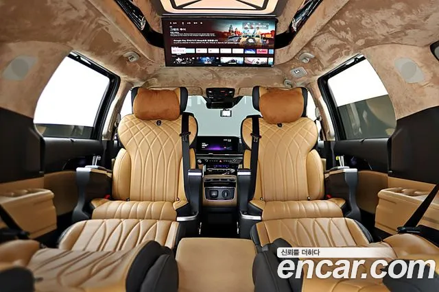 Kia Carnival Generation 4 — Фото автомобиля 10