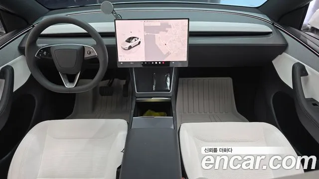 Tesla Model Y — Фото автомобиля 7