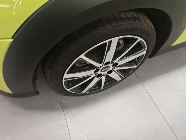 MINI Hatch — Фото автомобиля 22