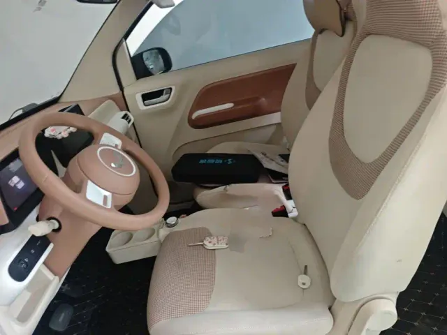 Wuling Hongguang Mini EV — Фото автомобиля 7