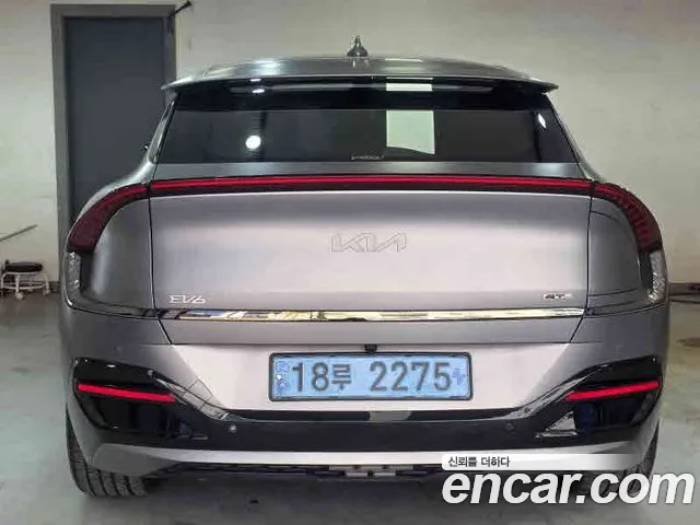 Kia EV6 — Фото автомобиля 8