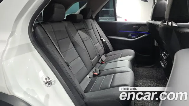 Mercedes-Benz GLE-Class — Фото автомобиля 9