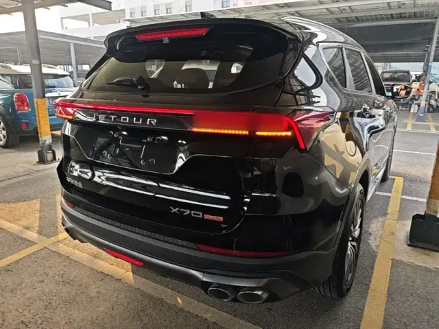Jetour X70 Plus — Фото автомобиля 6