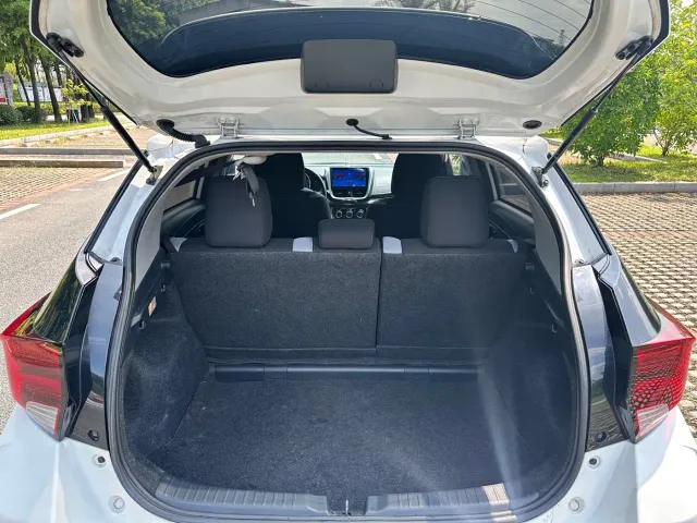 Toyota YARiS L Zhi Xuan — Фото автомобиля 11