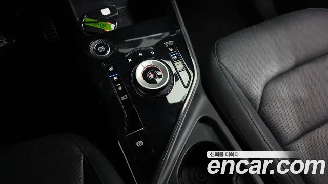 Kia Niro The All New Niro Signature — Фото автомобиля 8